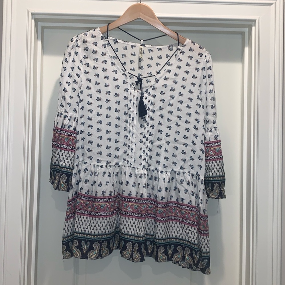 Ladies blouse by Leshop size Large